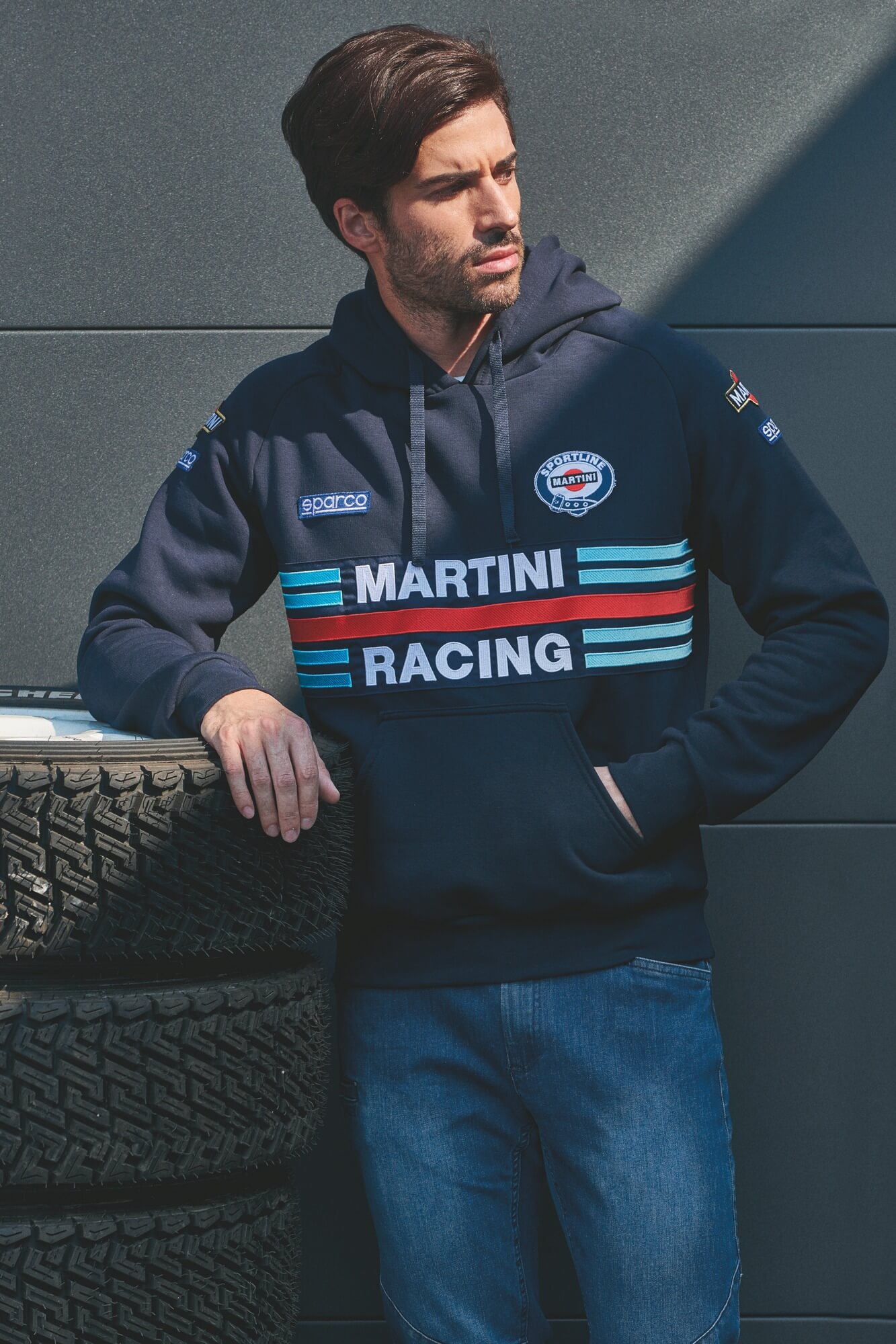 Huppari Martini Racing, musta